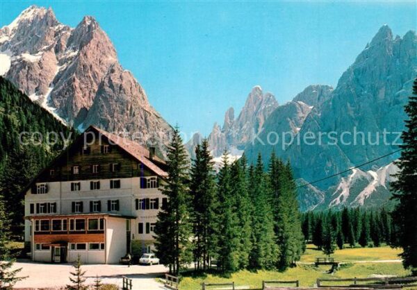 Fischleinboden Hotel Restaurant gegen Zwölferkofel Dol