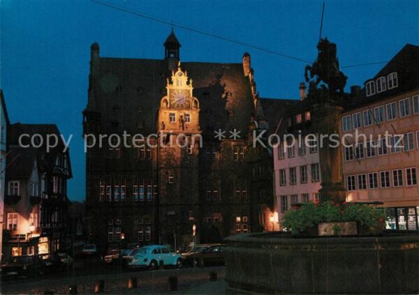 Marburg Lahn Marktplatz Brunnen Nachtaufnahme