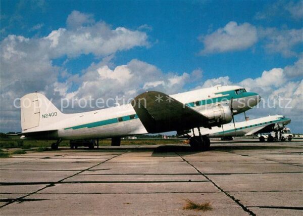 Flugzeuge Zivil N 2400 c/n 26877 N 300 Palm Beach Inter