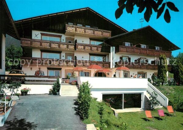 Dorf Tirol Appartement Hotel Hirzer