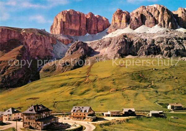 Pordoipass Alpenpass Sellagruppe Dolomiten Passo P