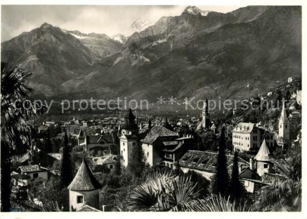 Meran Merano Panorama Kurort gegen Texelgruppe Ötzta