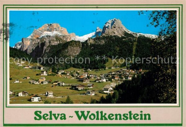 Wolkenstein Groeden Panorama gegen Tschiergruppe Dolomiten