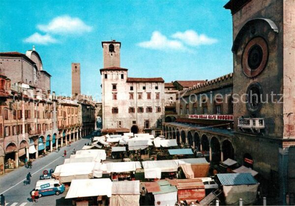 Mantova Piazza Erbe e Chiesa Sant Andrea