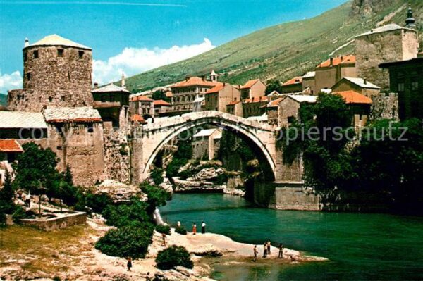 Mostar Moctap Brücke über die Neretva Wahrzeichen der