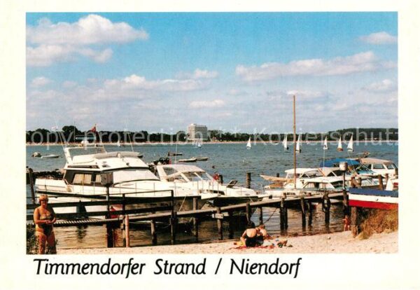 Niendorf Ostseebad Seglerhafen Strand Blick auf Timmendorf