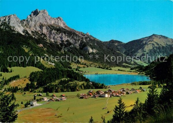 Haldensee Landschaftspanorama mit Rotflüh und Gim