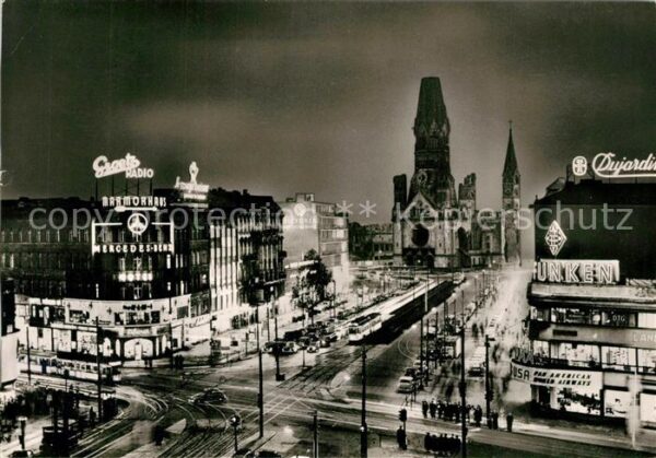 Berlin Kaiser Wilhelm Gedächtniskirche Nachtau