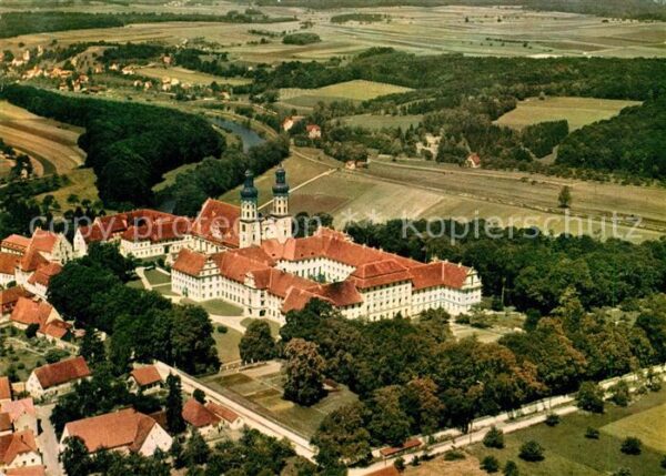 Obermarchtal Schloss mit Rechtenstein Fliegeraufnahm