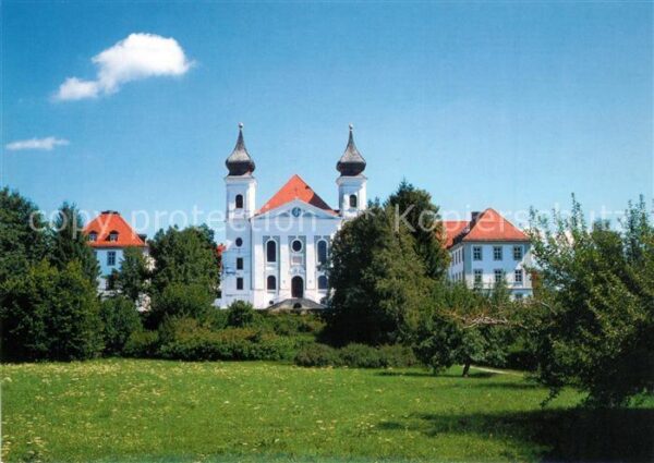 Schlehdorf Kloster mit Pfarrkirche St Tertulin