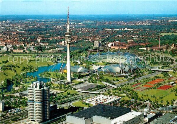Muenchen Olympiagelände BMW-Hochhaus Olympiaturm
