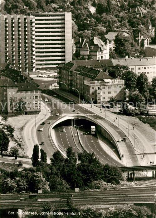 Halensee Berlin Schnellstrassen-Einfahrt