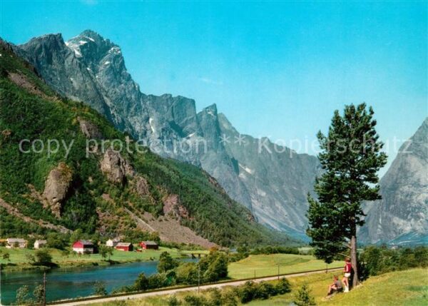 Romsdalen Trolltindene