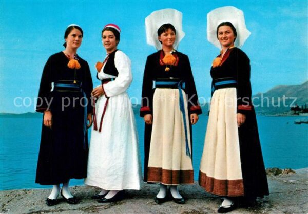 Konavle Frauen in Tracht