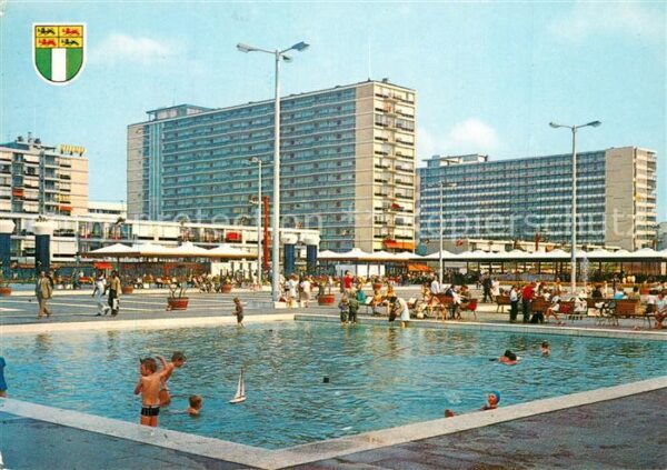 Rotterdam Schouwburgplein Brunnen Kinder baden