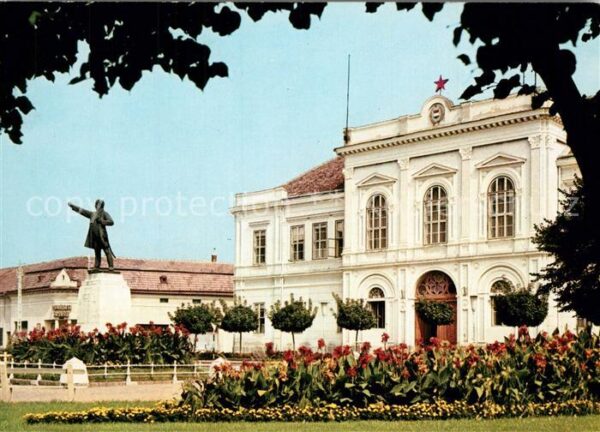 Hajdunanas Ungarn Rathaus Kossuth Lajos Denkmal