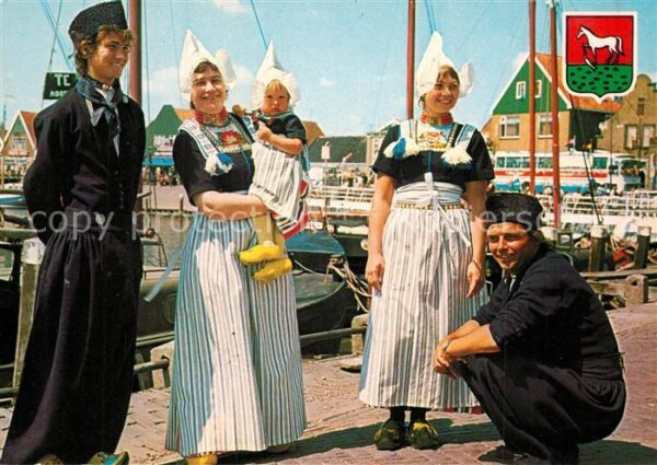 Volendam Trachten Hafen