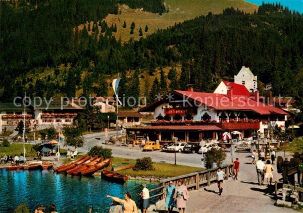 Spitzingsee Uferpromenade am See Hotel Restaurant