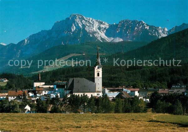 Teisendorf Oberbayern Ortsansicht mit Kirche Hochstaufen Chie