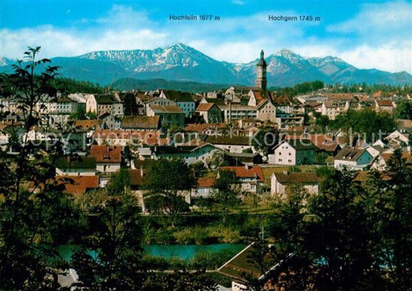 Traunstein Oberbayern Stadtbild mit Kirche Hochfelln Hochgern