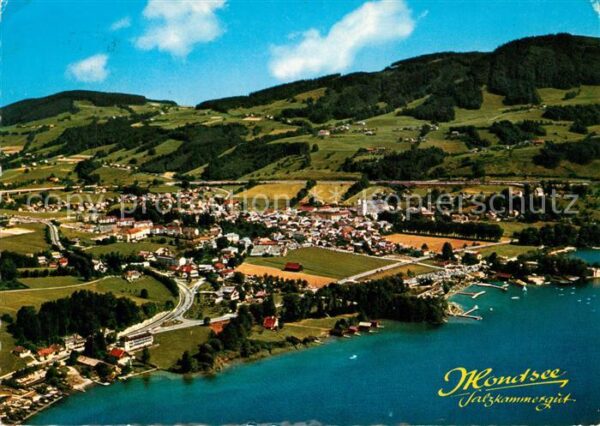 Mondsee Salzkammergut Fliegeraufnahme Autobahn Salzburg Wien