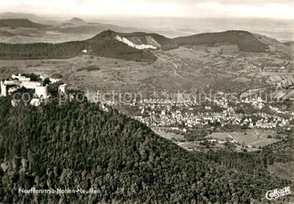 Neuffen Fliegeraufnahme mit Burg-Hohenneuffen