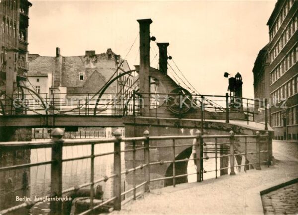 Berlin Jungfernbrücke