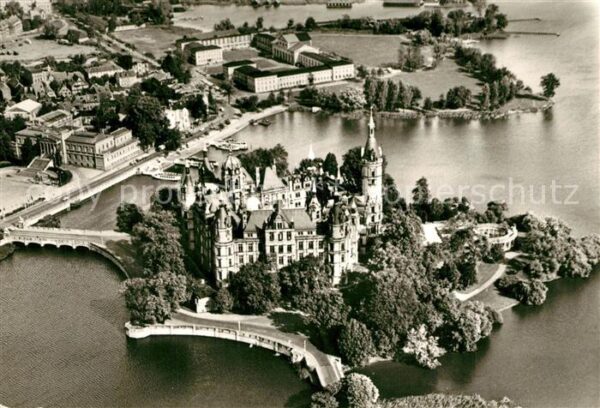 Schwerin Mecklenburg Fliegeraufnahme Schloß