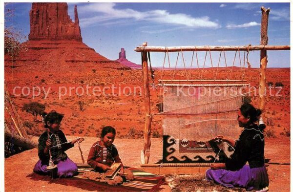 Weberei Navajo Indian Woman Weaving Monument Va