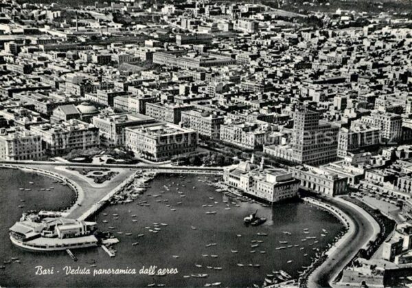 Bari Puglia Fliegeraufnahme