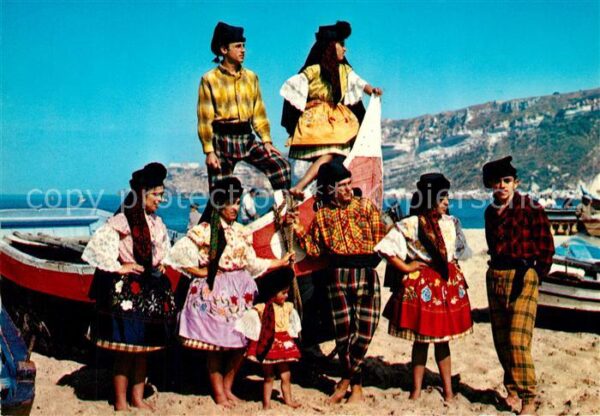 Nazare Portugal Preparados para a danca
