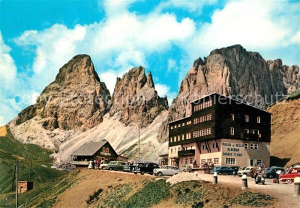 Sassolungo Langkofel Rifugio Maria Flora al Passo
