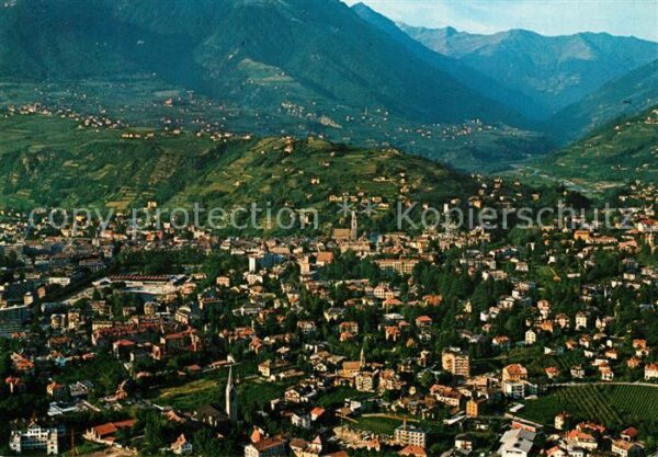 Merano Suedtirol Fliegeraufnahme