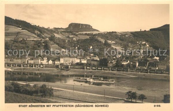 Koenigstein Saechsische Schweiz Panorama mit Pfaffenstein