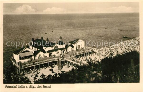 Sellin Ruegen Am Strand mit Seebrücke