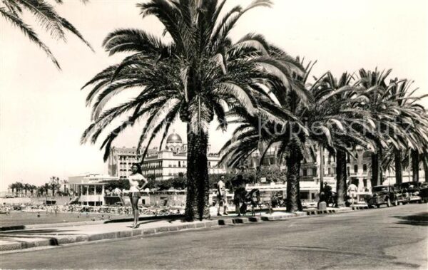 St Raphael Vue sur la Plage