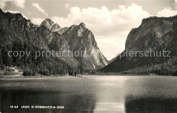 Dobbiaco Pustertal Suedtirol Lago di Dobbiaco