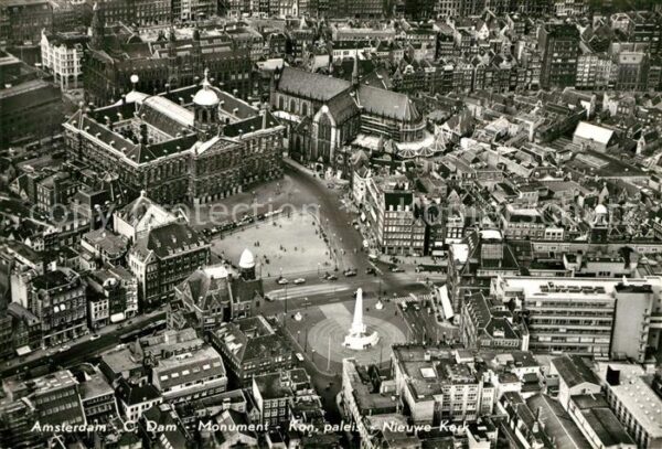 Amsterdam Niederlande Fliegeraufnahme Monument Kon.-Palais Ni