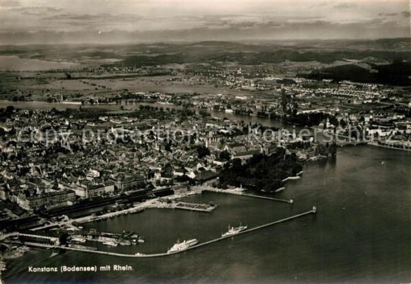 Konstanz Bodensee Fliegeraufnahme mit See und Hafen