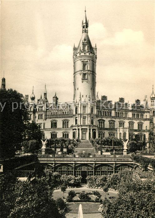 Schwerin Mecklenburg Burggarten Schloss