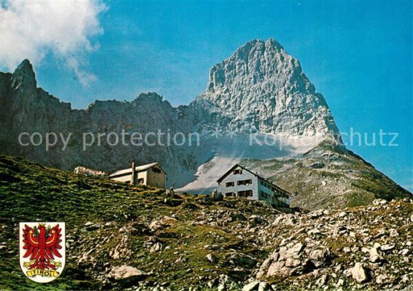Lamsenjochhuette mit Lamsenspitze