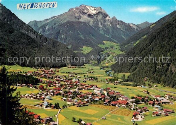 Mayrhofen Zillertal Fliegeraufnahme mit Grünberg