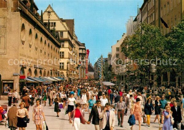 Muenchen Fussgängerzone Neuhauserstrasse