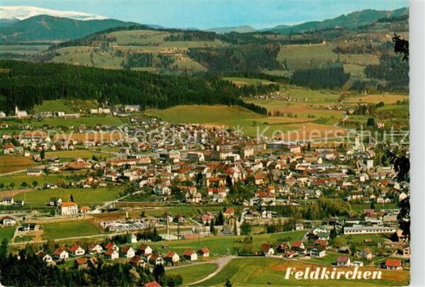 Feldkirchen Kaernten Fliegeraufnahme mit Waiern und Nockgebi