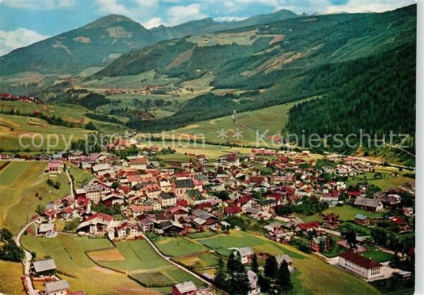 Fulpmes Tirol Fliegeraufnahme mit Patscherkofel