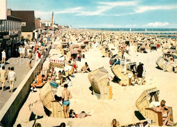 Groemitz Ostseebad Strand und Promenade