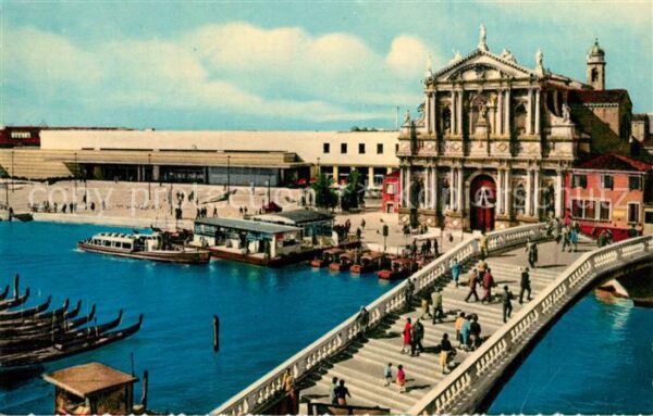 Venedig Venezia Chiesa degli Scalzi e Stazione