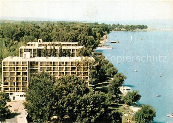 Balatonrol Fliegeraufnahme Hotelanlagen Strand