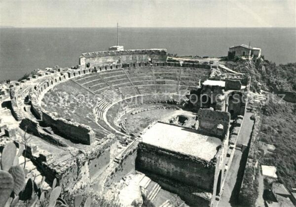 Taormina Sizilien Teatro Greco La Caveo