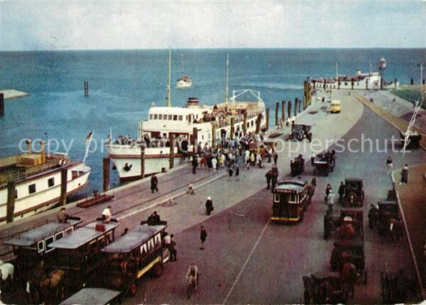 Norderney Nordseebad Ankunft am Hafen Fähre